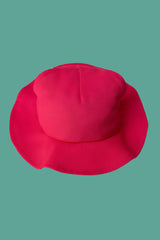 Chapéu de aba rosa