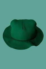 Chapéu de aba verde